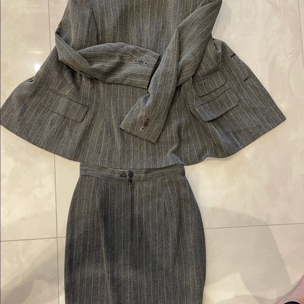 Beautiful gray suit for a woman